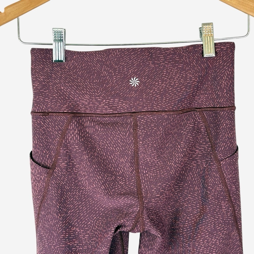 Athleta Salutation Stash Pocket Rainwater Tight Size XS Burgundy Printed - Picture 6 of 13